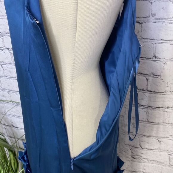 BCBGMaxazria Womens Jeweled Cut Out Ruffle Sleeveless Cocktail Dress Blue 2 - Picture 9 of 16